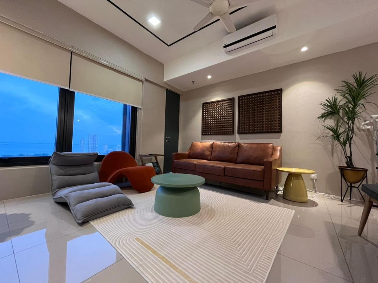 Tropicana 218 X Airlevate Suites George Town Cameră foto